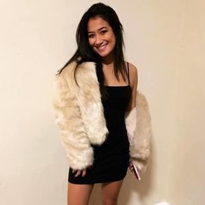 Meet your Posher, Vanessa